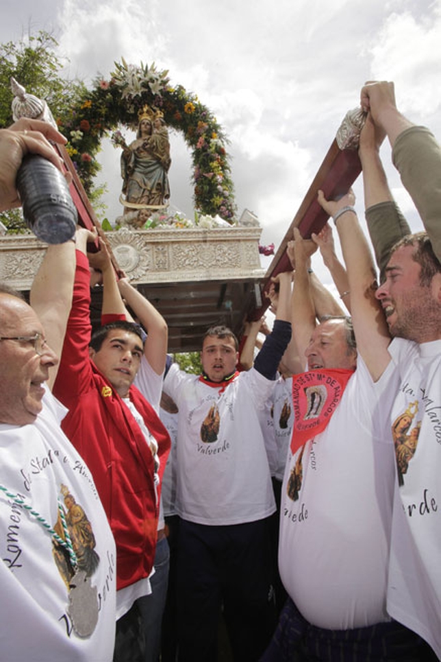 Romería de la Virgen de Alarcos  / /FOTOS RUEDA VILLAVERDE