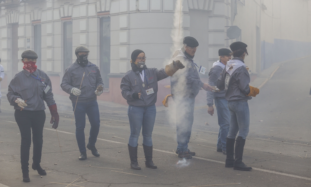 las paces de Villarta,cohetes,fiesta de las paces, Villarta de San Juan, Nuestra Señora de la Paz,virgen de la paz  / TOMÁS FERNÁNDEZ DE MOYA