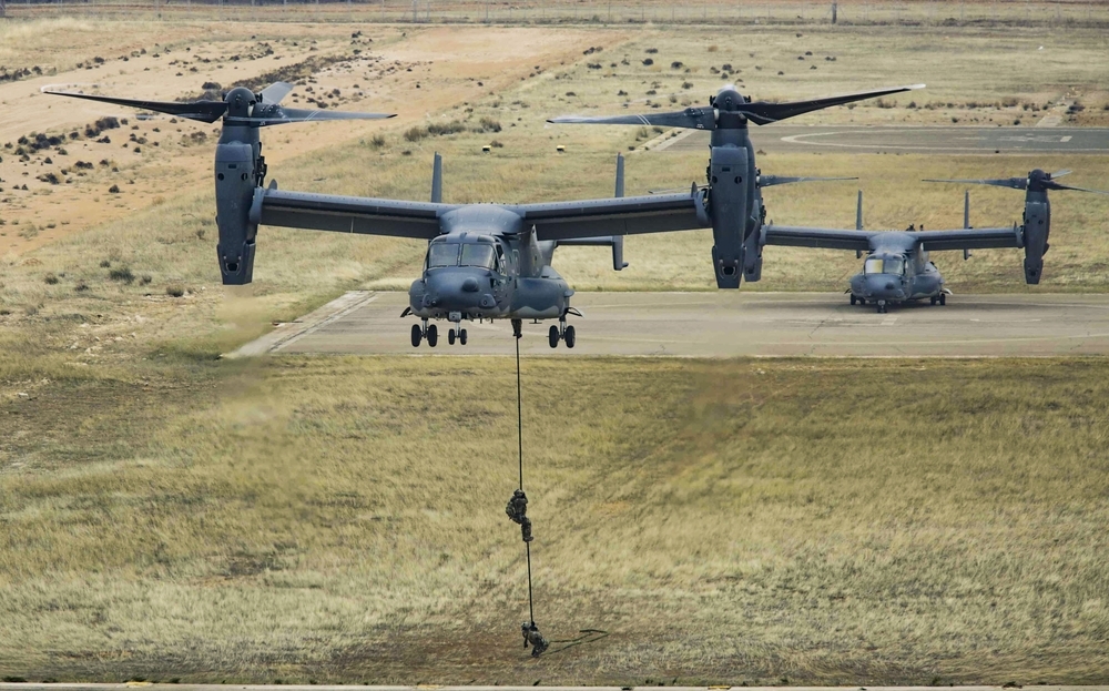 Los Osprey del Ejército Americano se entrenan en el BHELA-I