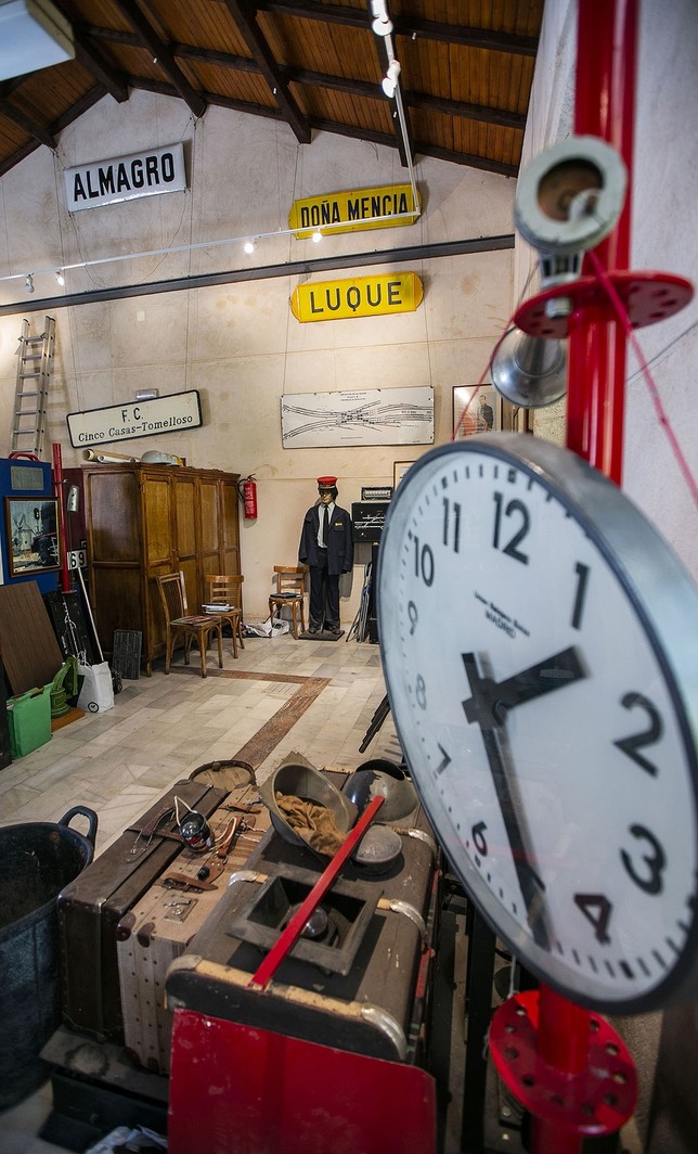 La estación de tren del parque Gasset sigue sin destino 