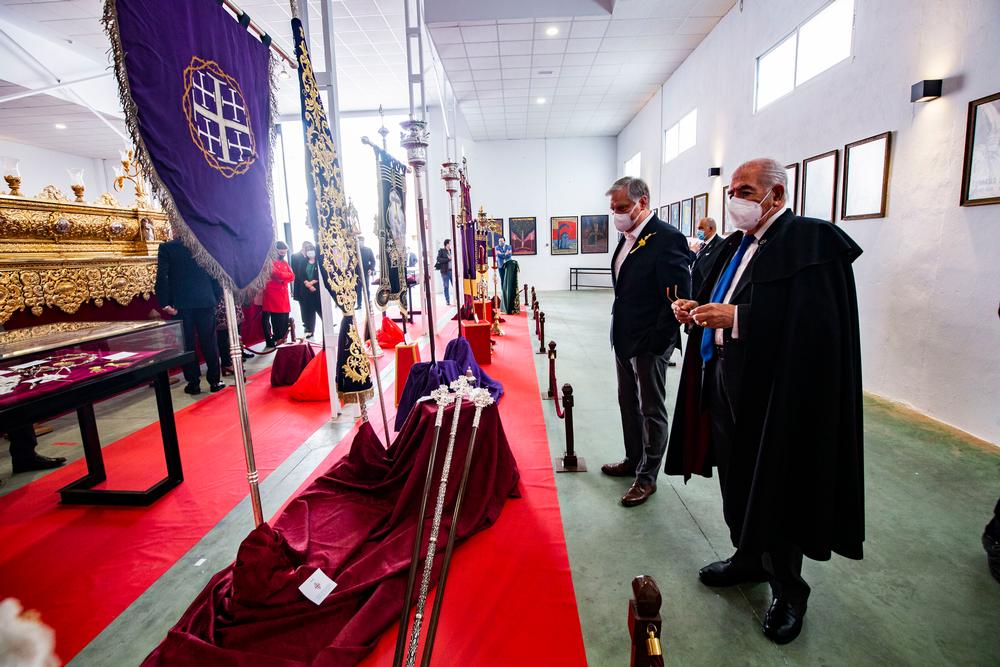 inaguración de la exposición de semana Santa, Semana Santa, en  el nuevo guardapasos de las cofradÁ­as de semana santa de ciudad real con Pilar Zamora  / RUEDA VILLAVERDE