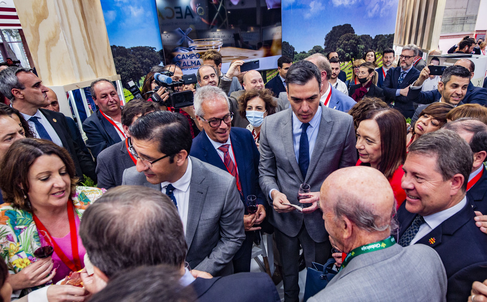 FENAVIN fenavín Pedro Sanchez, presidente del Gobierno, visita Fenavín y presenta el PERTE Agroalimentario por parte del Ministerio de Agricultura  / RUEDA VILLAVERDE