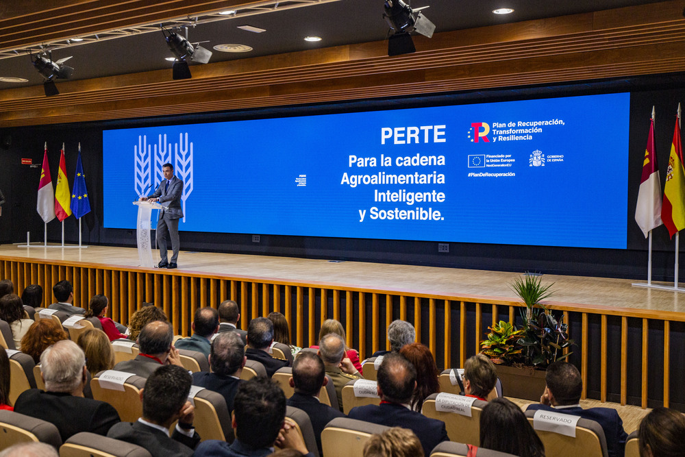 FENAVIN fenavín Pedro Sanchez, presidente del Gobierno, visita Fenavín y presenta el PERTE Agroalimentario por parte del Ministerio de Agricultura  / RUEDA VILLAVERDE