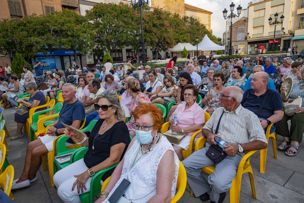 inaguracion de la feria de Tomellóso, patrona de Tomellóso Virgen de las Viñas, feria de Tomellóso ofrenda a la virgen  / RUEDA VILLAVERDE