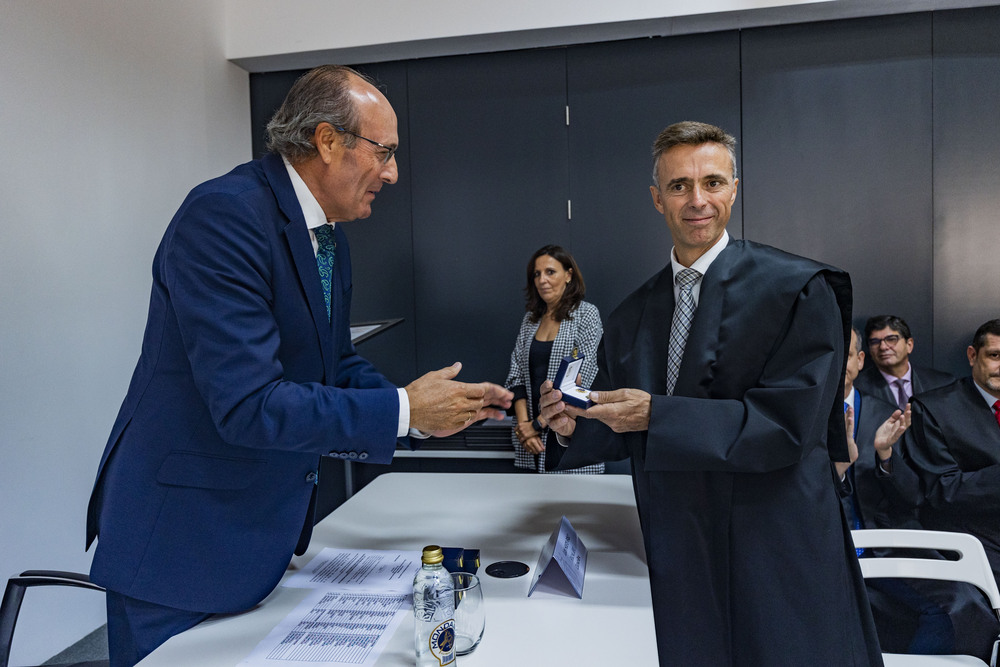 celebración de la Patrona de los abogados, Santa Teresa, entrega de medallas a los abogados que llevan 25 años de profesión, abogados, abgado, entrega de placas y medallas a los abogados que llevan 25 años de profesión  / RUEDA VILLAVERDE