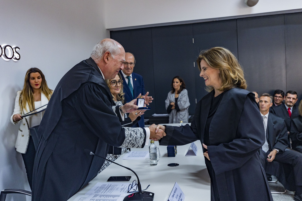 celebración de la Patrona de los abogados, Santa Teresa, entrega de medallas a los abogados que llevan 25 años de profesión, abogados, abgado, entrega de placas y medallas a los abogados que llevan 25 años de profesión  / RUEDA VILLAVERDE