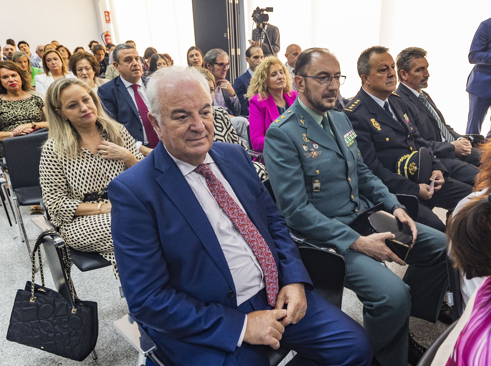 celebración de la Patrona de los abogados, Santa Teresa, entrega de medallas a los abogados que llevan 25 años de profesión, abogados, abgado, entrega de placas y medallas a los abogados que llevan 25 años de profesión  / RUEDA VILLAVERDE