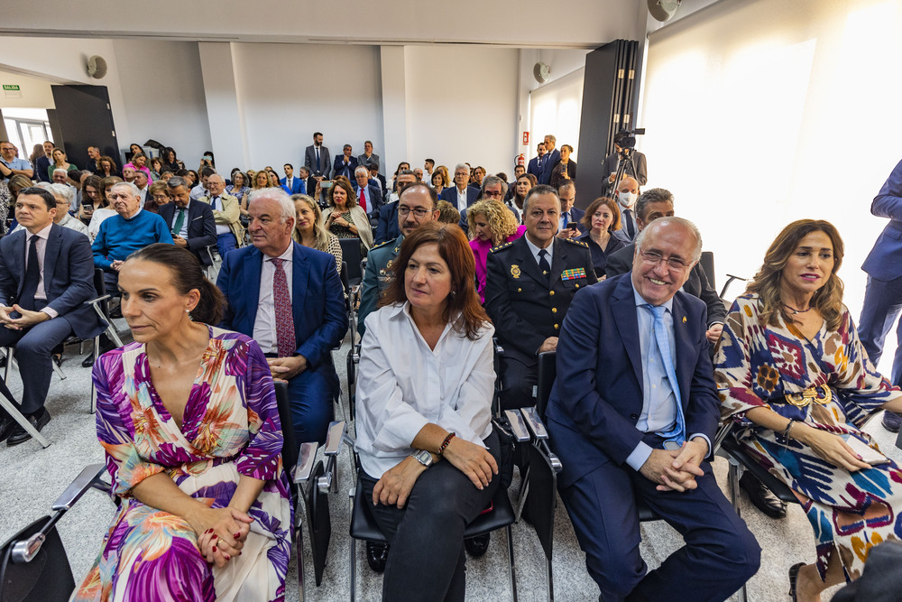 celebración de la Patrona de los abogados, Santa Teresa, entrega de medallas a los abogados que llevan 25 años de profesión, abogados, abgado, entrega de placas y medallas a los abogados que llevan 25 años de profesión  / RUEDA VILLAVERDE