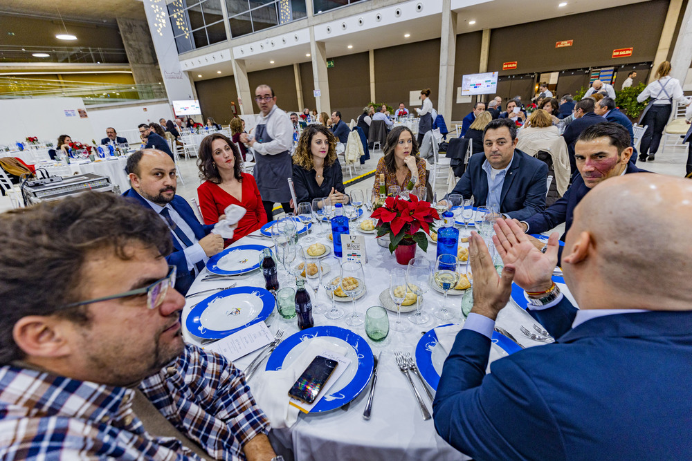 entrega de los premios empresariales de FECIR, en Ciudad Real, premios empresarios de Fecir,, con la asistencia de Emiliano García page y Jose Manuel Caballero que entrega uno de los premios a Diego MUrillo director de La Tribuna de Ciudad Real  / RUEDA VILLAVERDE