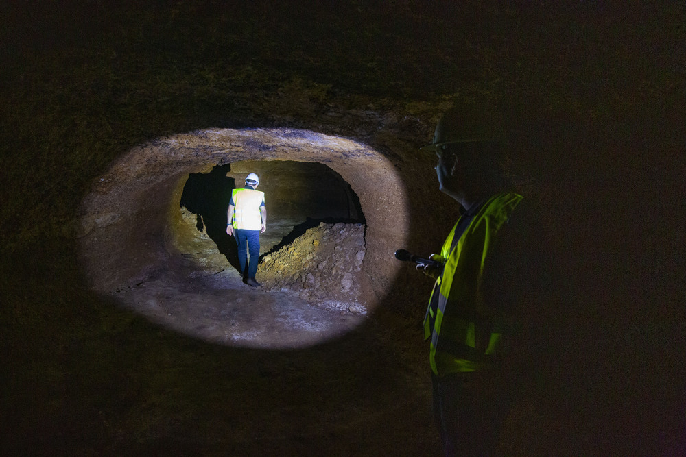 Reportaje en Tomelloso del interior de las cuevas de los areneros y los hundimientos en las casas de tomelloso y calle del barrio de la Esperanza de Tomelloso, cueva de los arneros, cuevas de tomelloso  / RUEDA VILLAVERDE