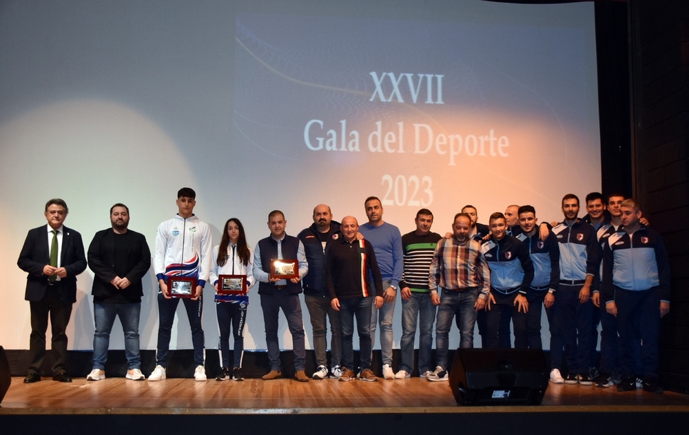 La natación y el fútbol sala, protagonistas en Daimiel