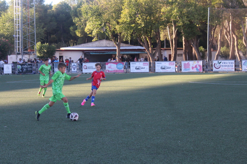 Casi 500 niños participan en el III Torneo de Alcázar