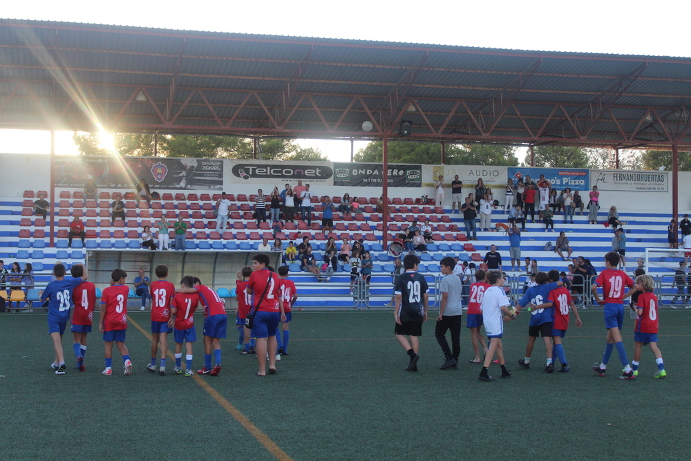 Casi 500 niños participan en el III Torneo de Alcázar