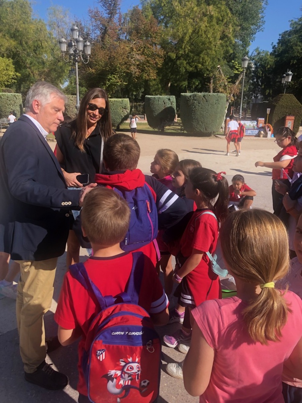 Más de 300 escolares en la I Olimkhana en el Parque de Gasset