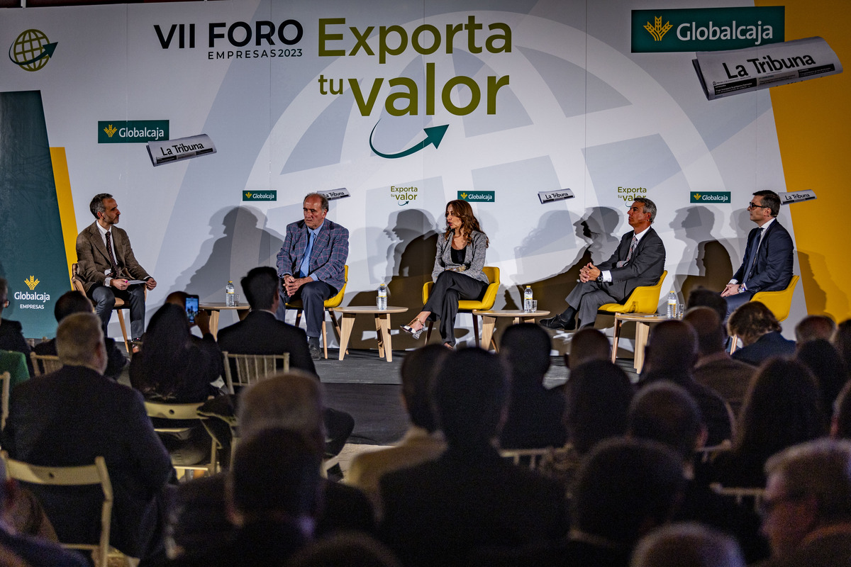 VII Foro Empresa 2023 Exporta tu  Valor, organizado por Globalcaja y La Tribuna de Ciudad Real, con la presencia de Méndez Pozo  / RUEDA VILLAVERDE