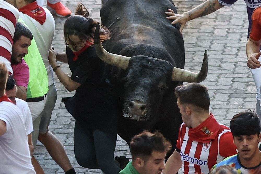 Octavo encierro de los sanfermines  / EFE