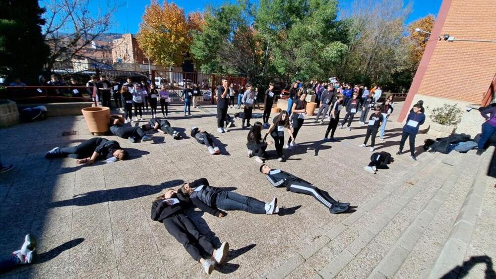 El IES Juan de Távora conciencia contra la violencia de género