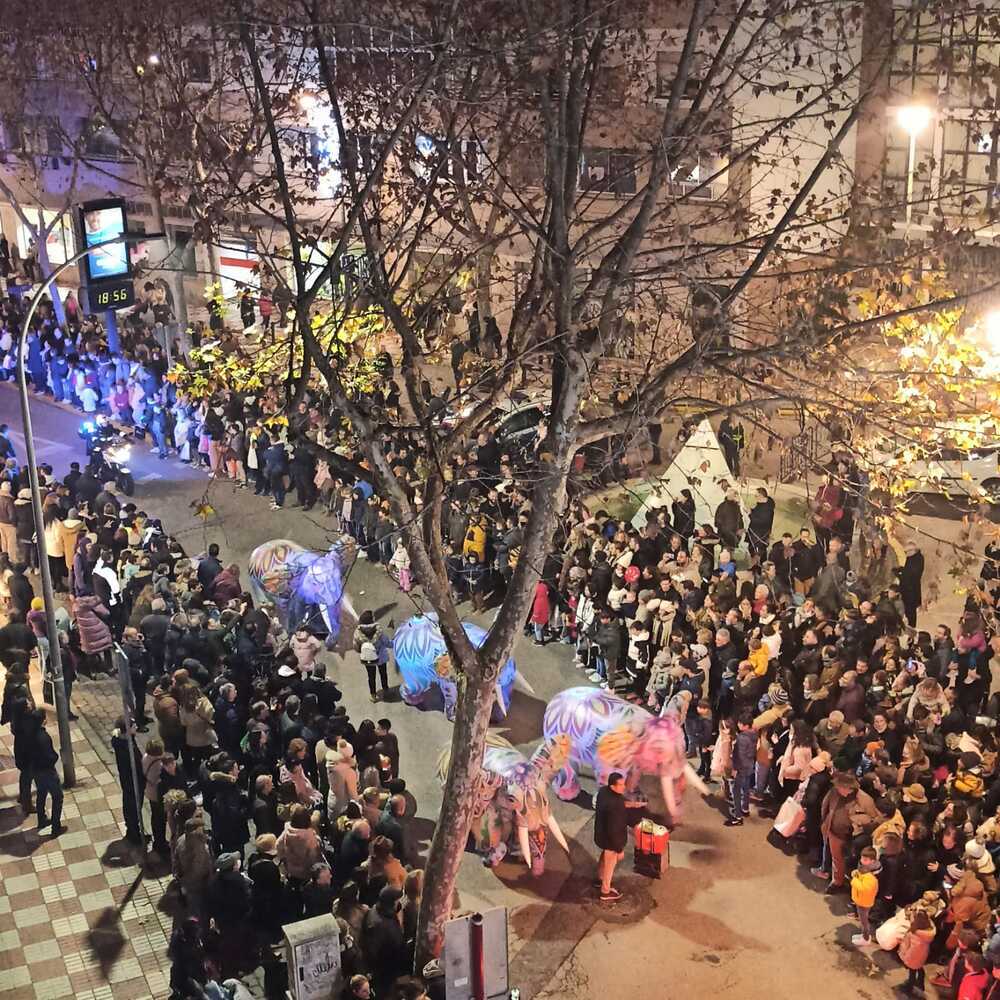 Multitud de críticas a la cabalgata de la capital en redes