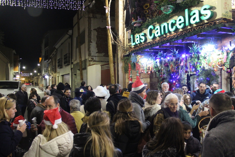 Cancelandia llena un año más la calle San Francisco de magia