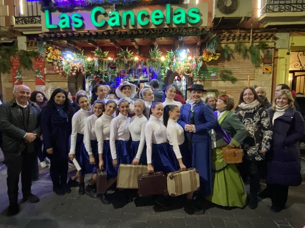 Cancelandia llena un año más la calle San Francisco de magia