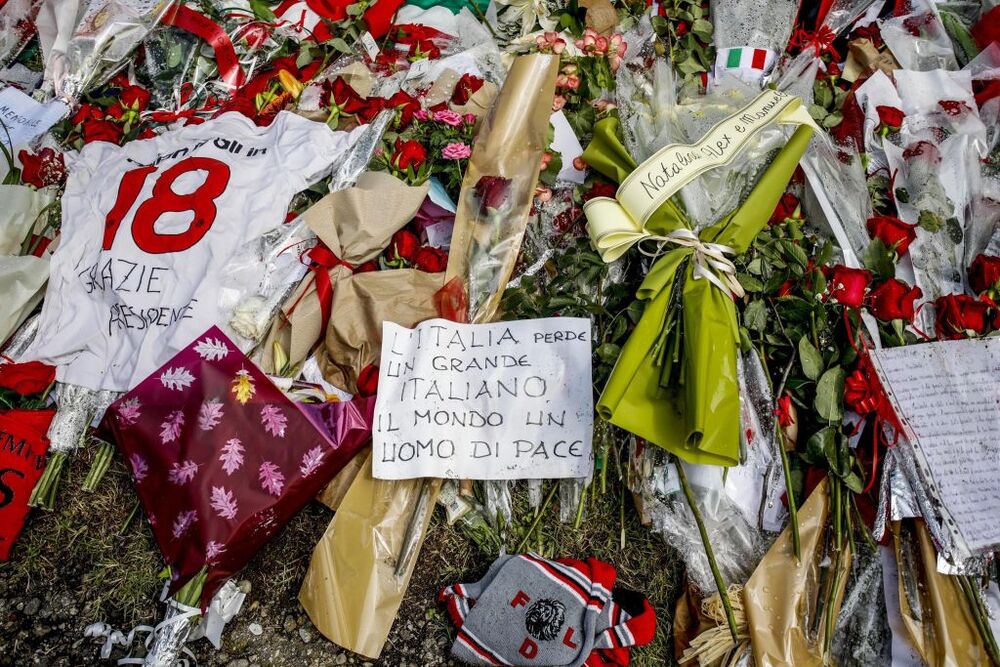 Italy bids farewell to former prime minister Silvio Berlusconi  / MOURAD BALTI TOUATI