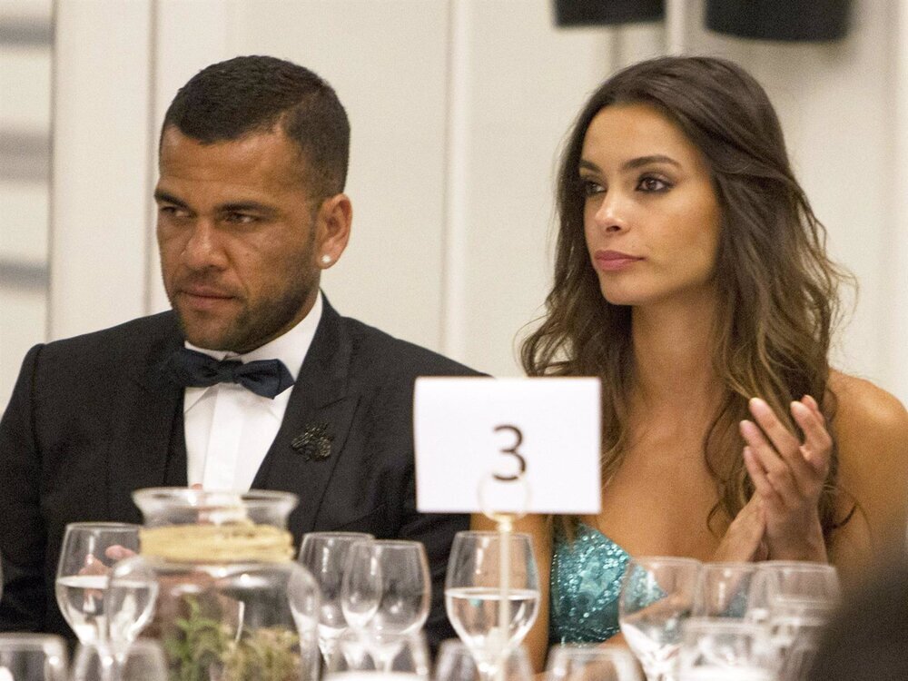 Joana Sanz pide el divorcio a Dani Alves