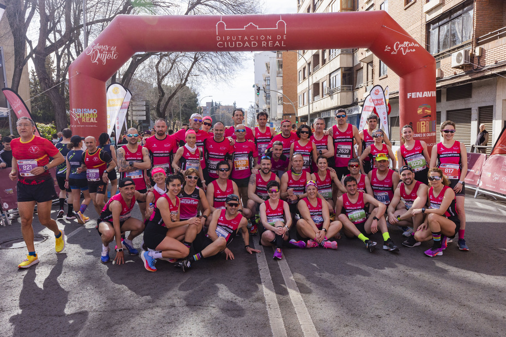 carrera de La Tribuna, carrera de 10 Klm patrocinada por La Tribuna de Ciudad Real, gente coriendo, carrera de la tribuna  / RUEDA VILLAVERDE