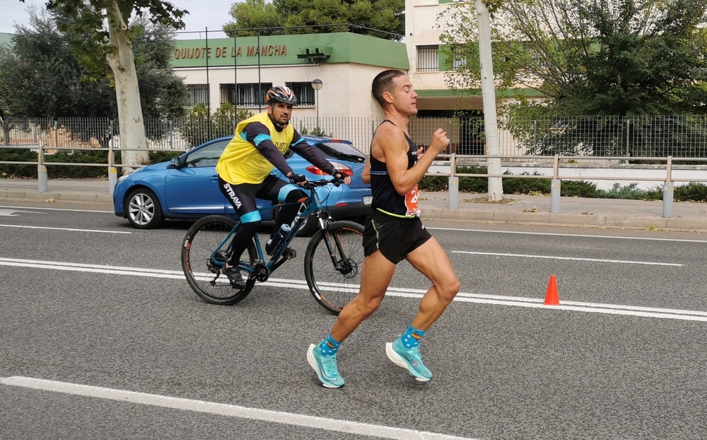 Félix Pont y Laura Galiano, ganadores del Quijote Maratón