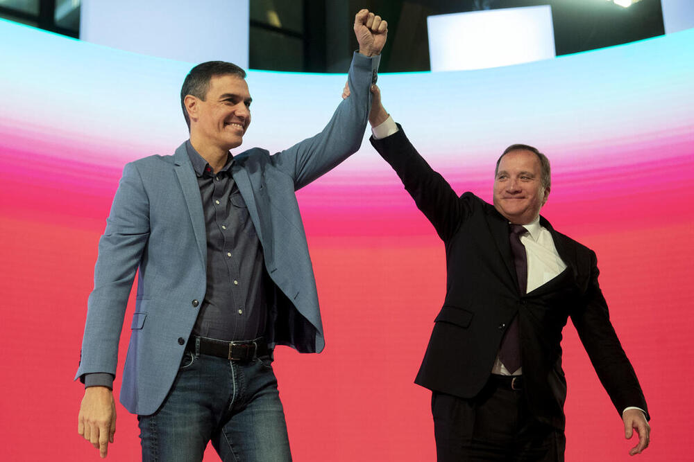 Sánchez y el presidente de los socialistas europeos, Stefan Löfven, en el Congreso Europeo Socialista celebrado en Málaga