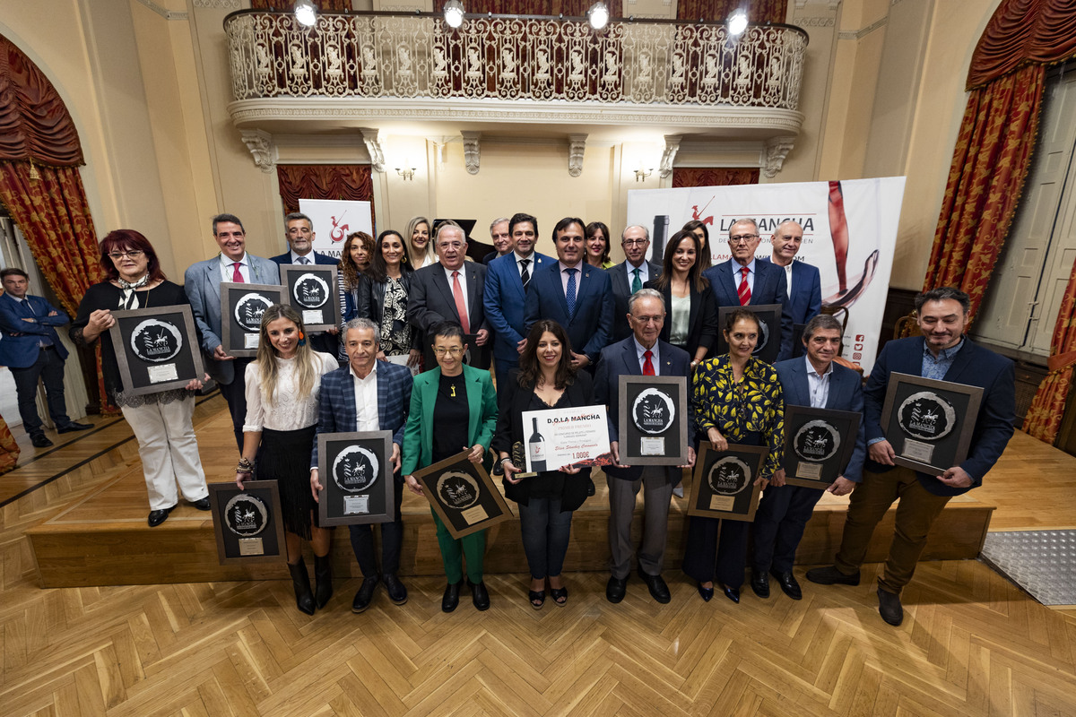 Entrega de los Premios Vino y Cultura 2023 organizada por la D.O. La Mancha, vino  / RUEDA VILLAVERDE