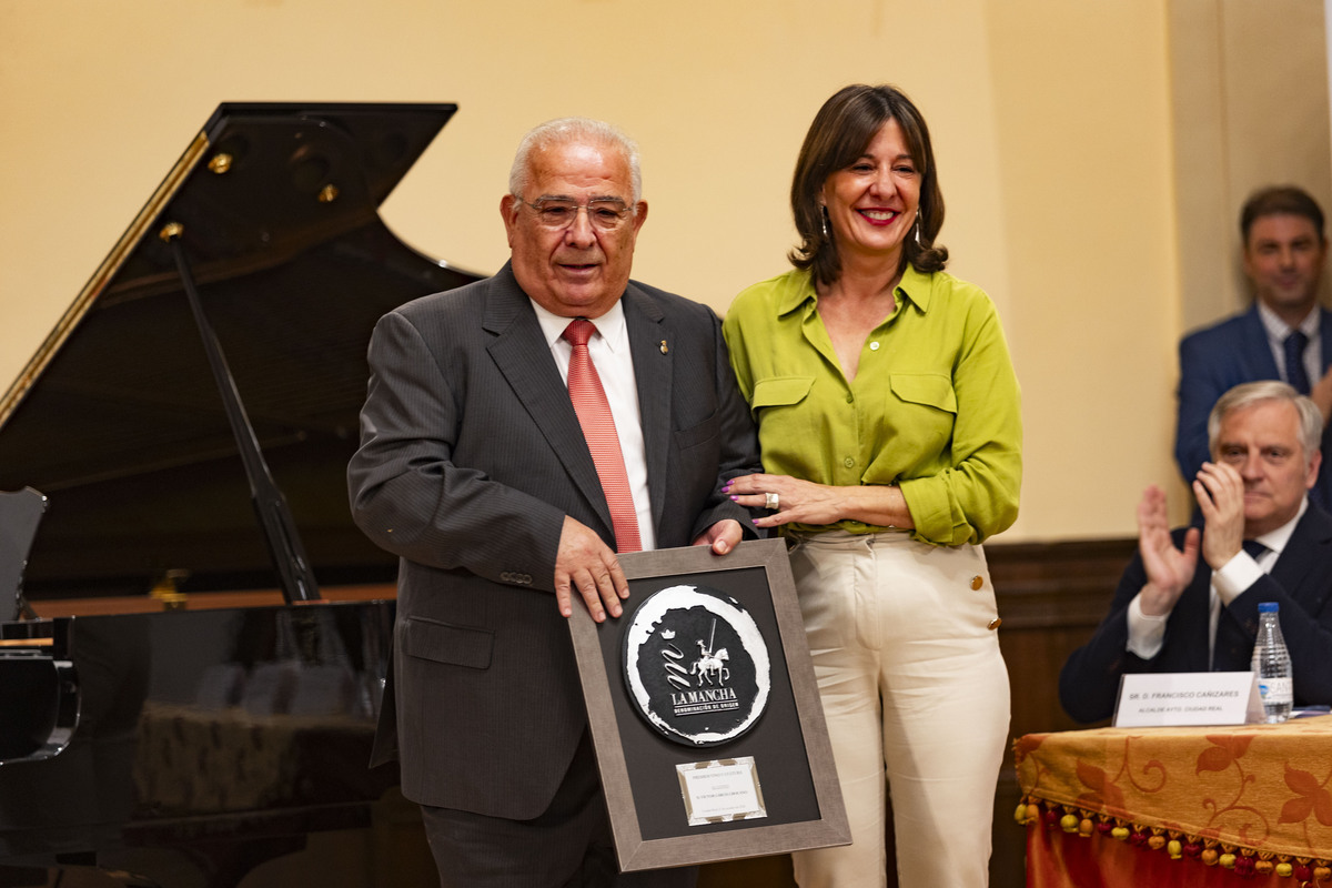 Entrega de los Premios Vino y Cultura 2023 organizada por la D.O. La Mancha, vino  / RUEDA VILLAVERDE