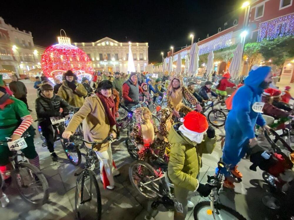 Más de 260 participantes en la Ciclalgata carnavalera