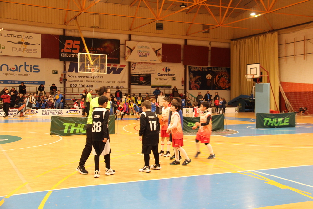 250 niños participan en el Torneo 3X3 Álex Beamud en Alcázar