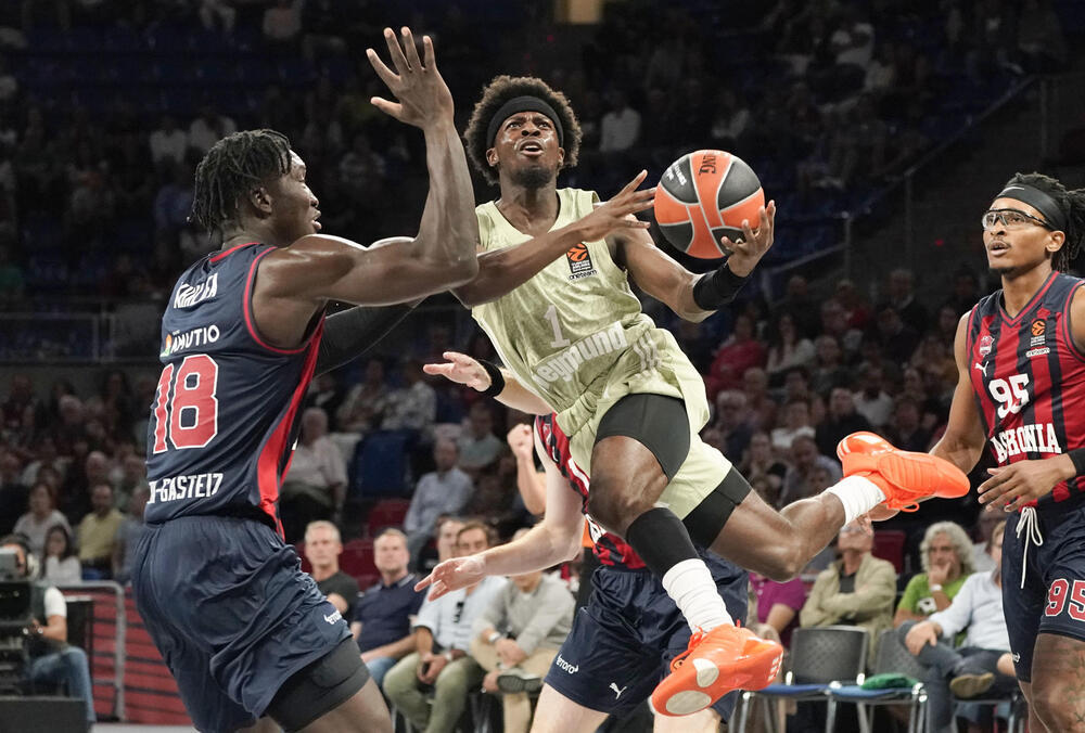 El Baskonia se desconecta ante Laso, profeta en su tierra