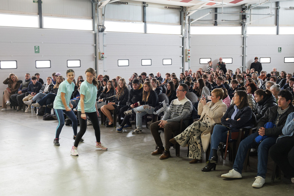 El IES Vicente Cano celebra una jornada de talento y arte 