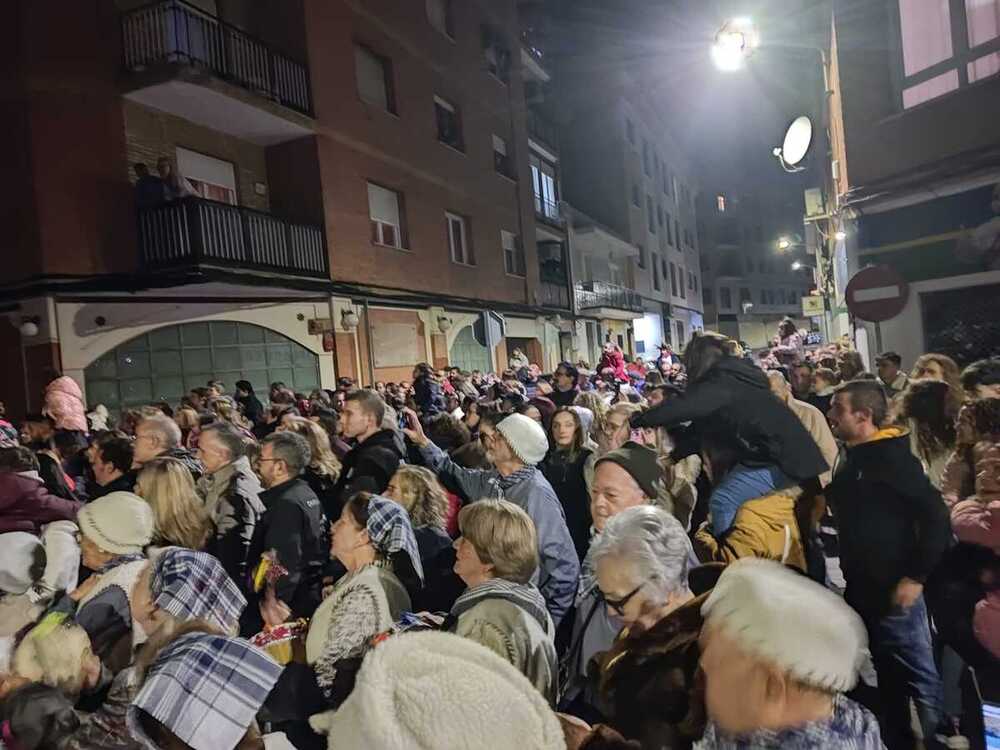 Espectáculo de luz y decoración navideña en la calle Campoamor