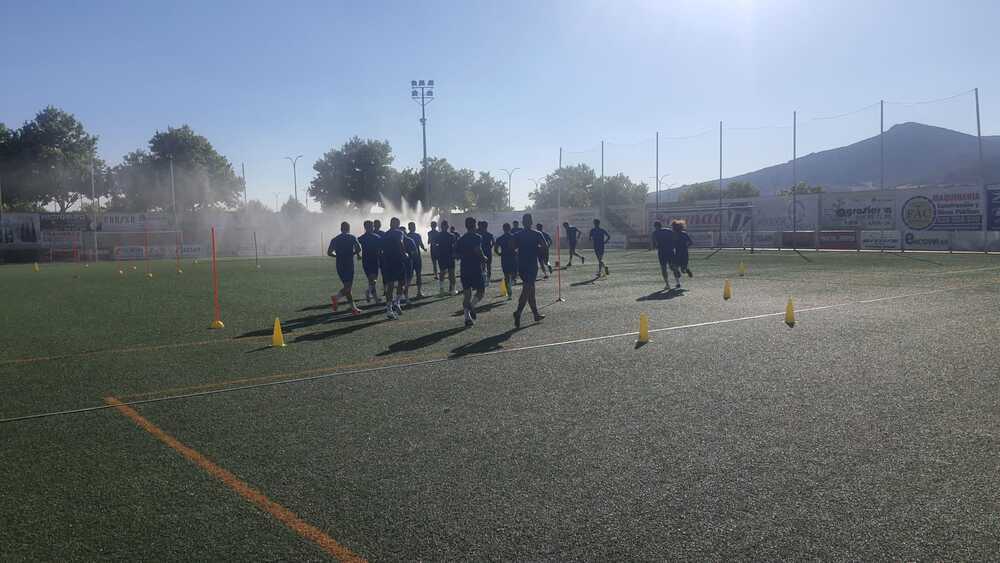 Imagen del primer entrenamiento del conjunto villarrubiero.