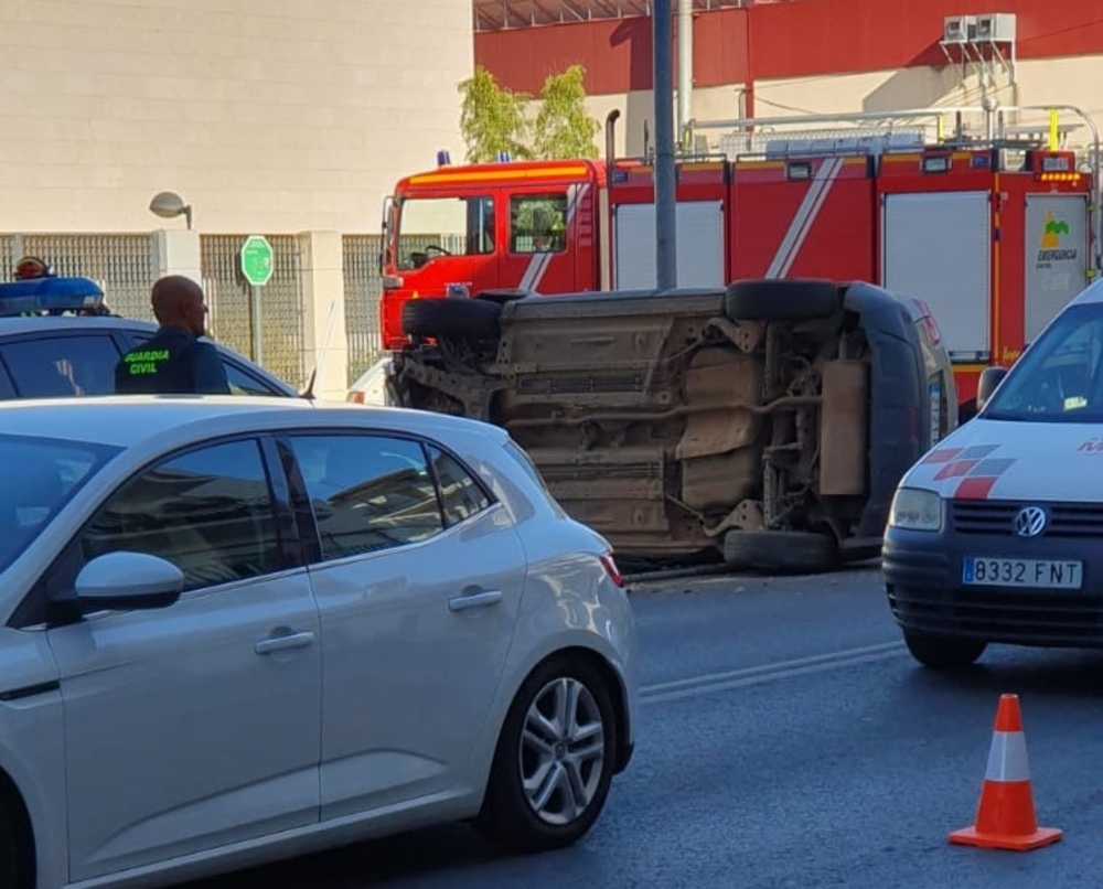 Espectacular persecución con vuelco en Ciudad Real