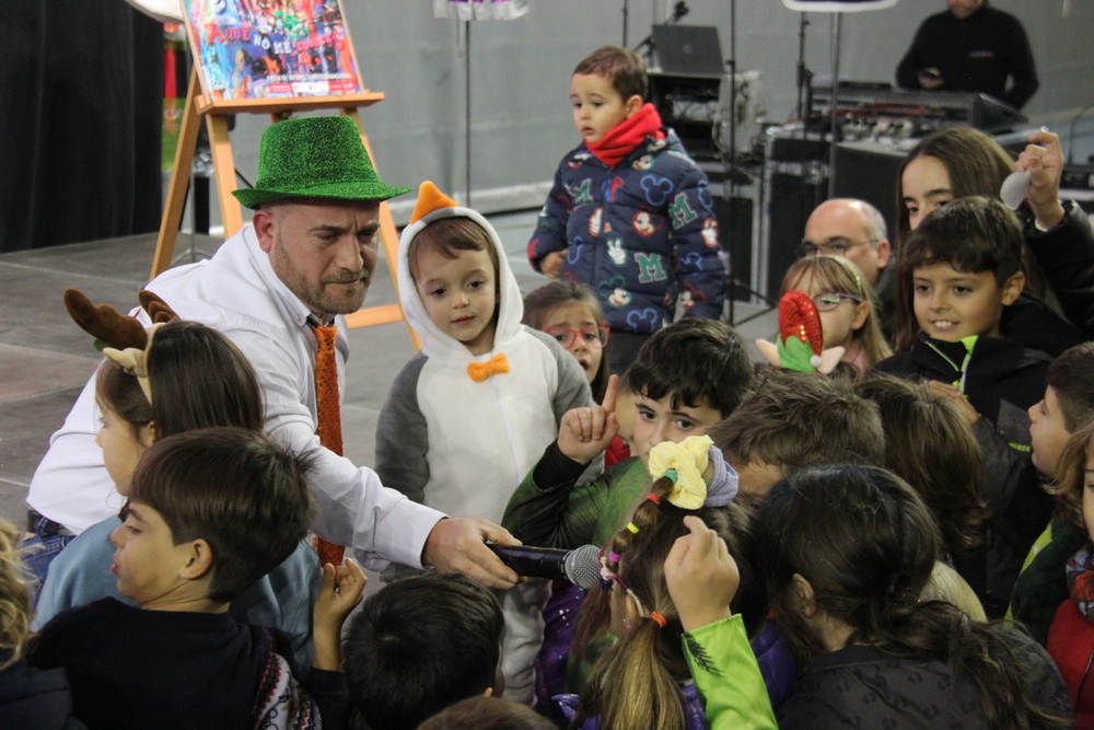 Los más pequeños protagonizan el Pregón del Carnaval