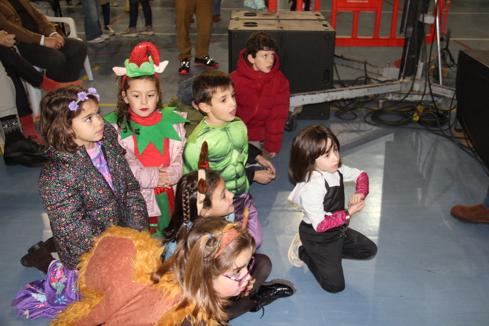 Los más pequeños protagonizan el Pregón del Carnaval