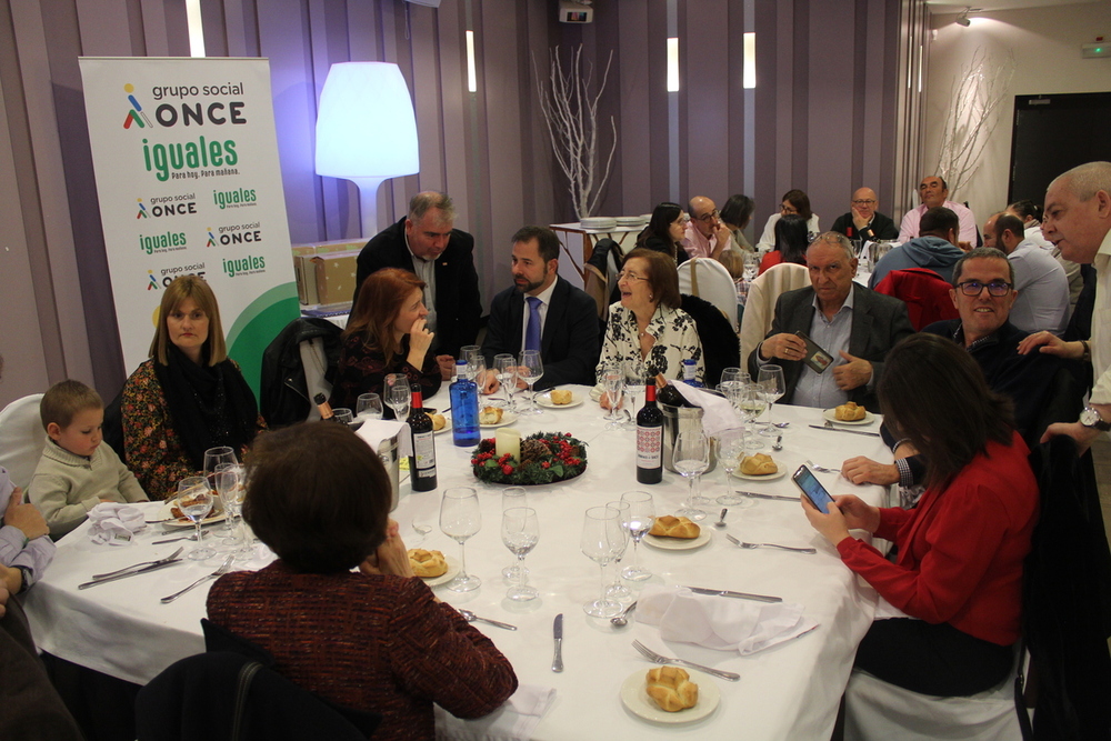 AlcázardeSanJuan: La ONCE celebra su comida de Hermandad