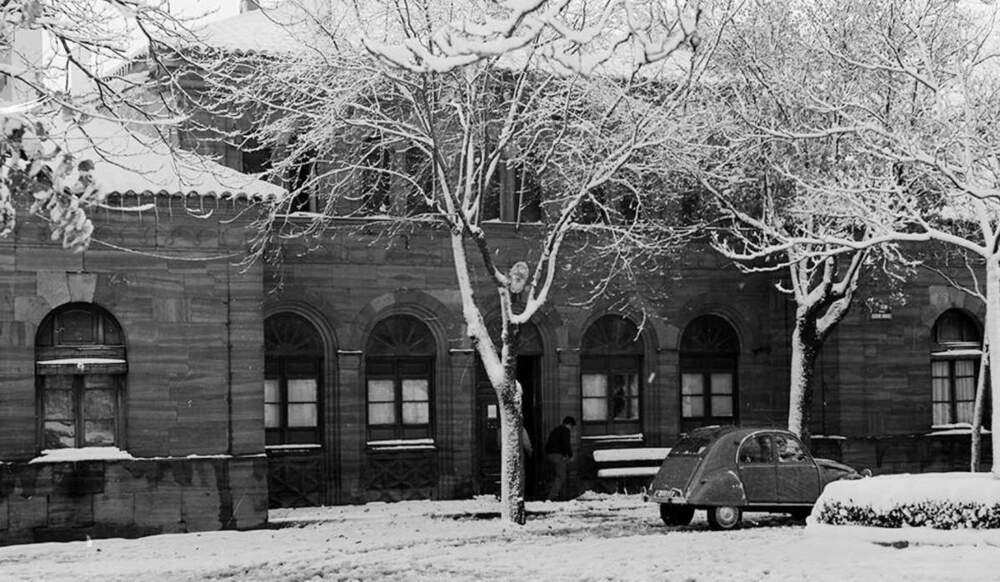 Primera comisaría de Puertollano, situada en la casa de Baños año 1960