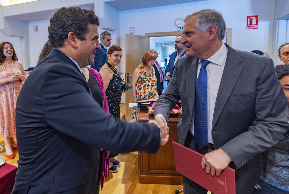 Toma de posesión de Francisco Cañizares como alcalde de Ciudad Real,, foto de la nueva cooporación municipal en la Plaza Mayor de Ciudad Real  / RUEDA VILLAVERDE