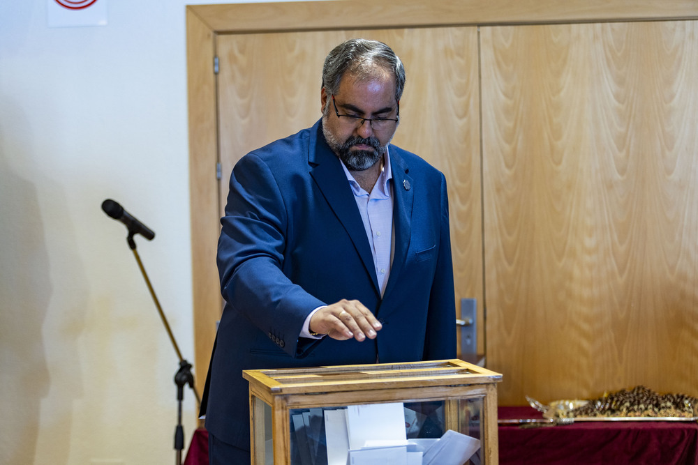 Toma de posesión de Francisco Cañizares como alcalde de Ciudad Real,, foto de la nueva cooporación municipal en la Plaza Mayor de Ciudad Real  / RUEDA VILLAVERDE