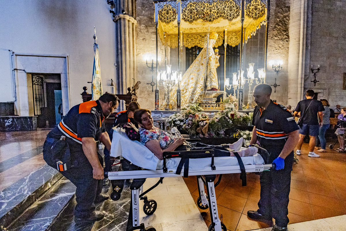 Caravana Blanca en la Catedral de Ciudad Real, Feria de Agosto de Ciudad Real,  / RUEDA VILLAVERDE