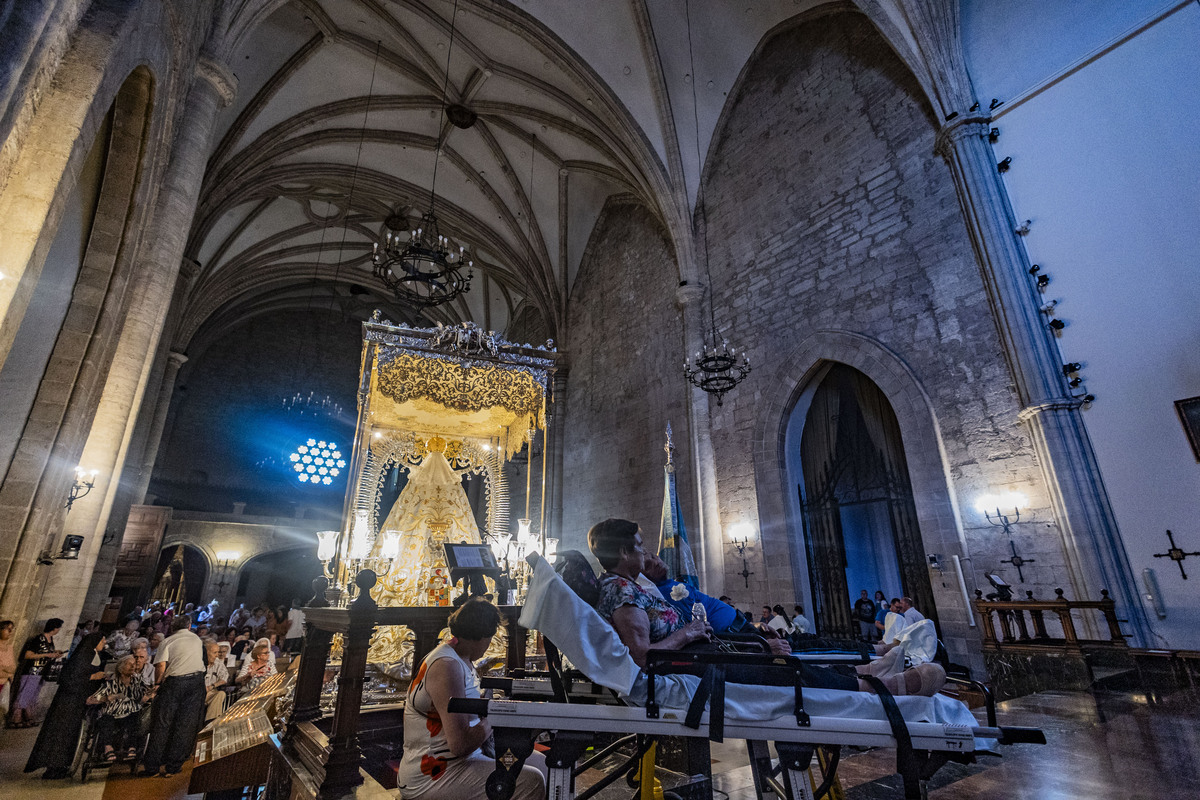 Caravana Blanca en la Catedral de Ciudad Real, Feria de Agosto de Ciudad Real,  / RUEDA VILLAVERDE