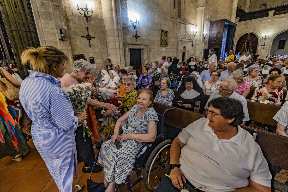 Caravana Blanca en la Catedral de Ciudad Real, Feria de Agosto de Ciudad Real,  / RUEDA VILLAVERDE