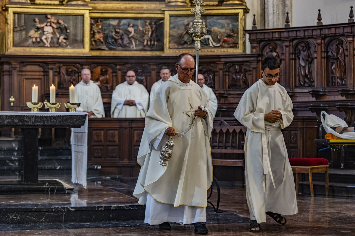 Caravana Blanca en la Catedral de Ciudad Real, Feria de Agosto de Ciudad Real,  / RUEDA VILLAVERDE