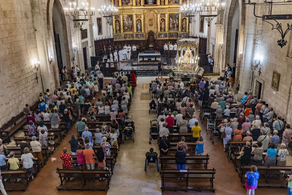 Caravana Blanca en la Catedral de Ciudad Real, Feria de Agosto de Ciudad Real,  / RUEDA VILLAVERDE