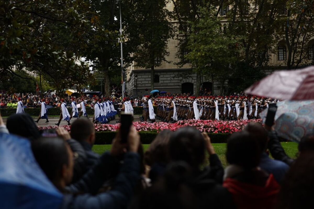 Madrid acoge el desfile de la Fiesta Nacional  / RODRIGO JIMÉNEZ